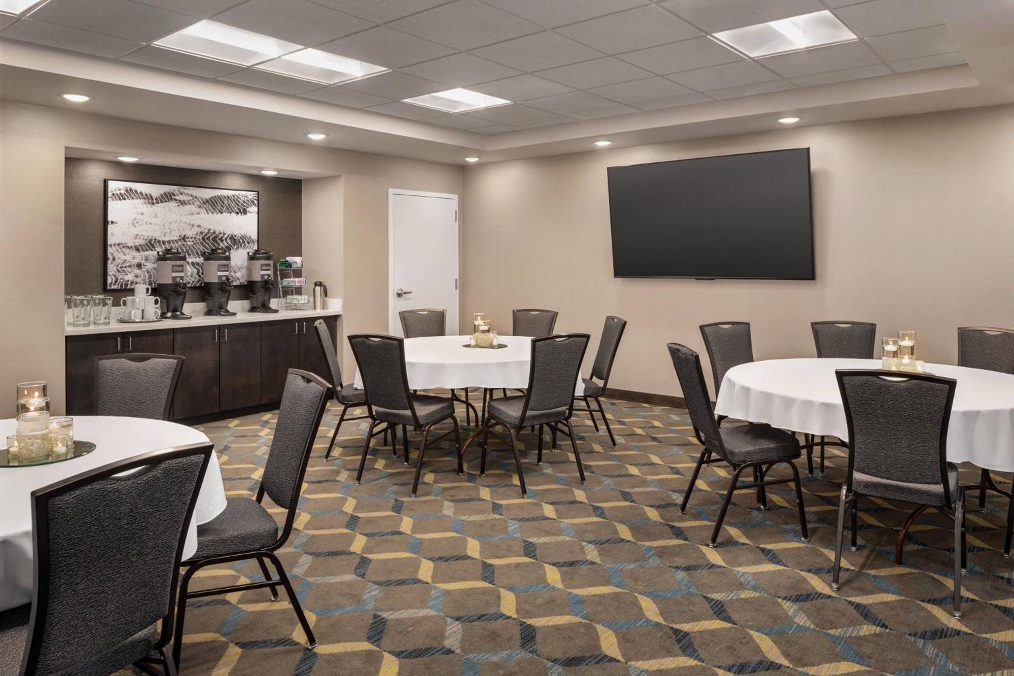 Residence Inn By Marriott Des Moines Анкени Екстериор снимка