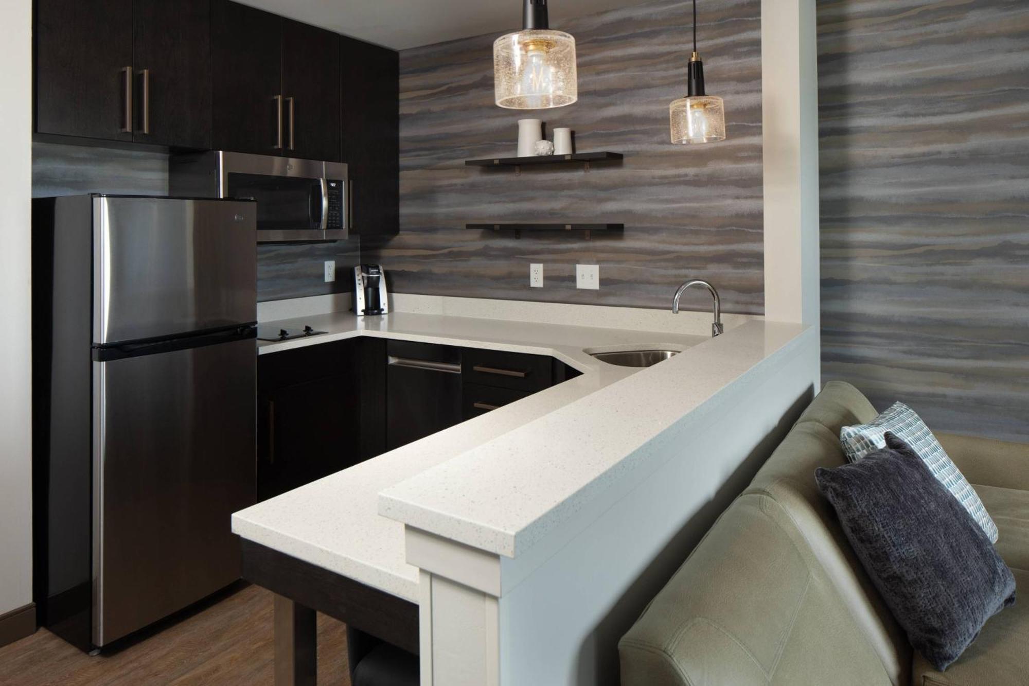 Residence Inn By Marriott Des Moines Анкени Екстериор снимка