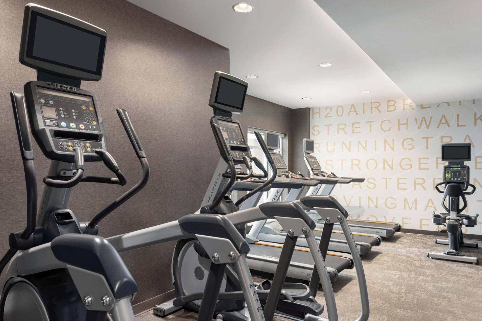 Residence Inn By Marriott Des Moines Анкени Екстериор снимка